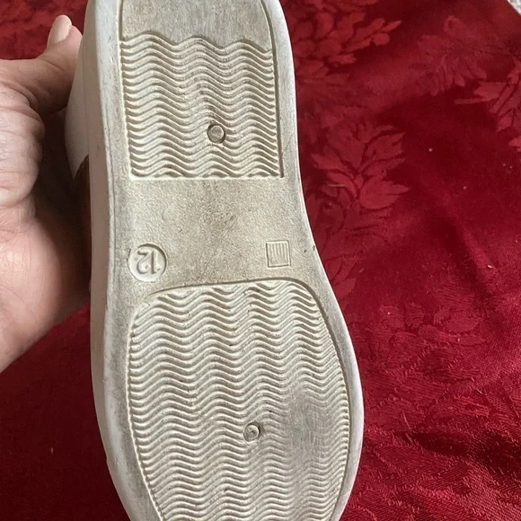 Beverly Hills Polo Club girls metallic rose gold fashion sneakers-Pre loved - Picture 3 of 8